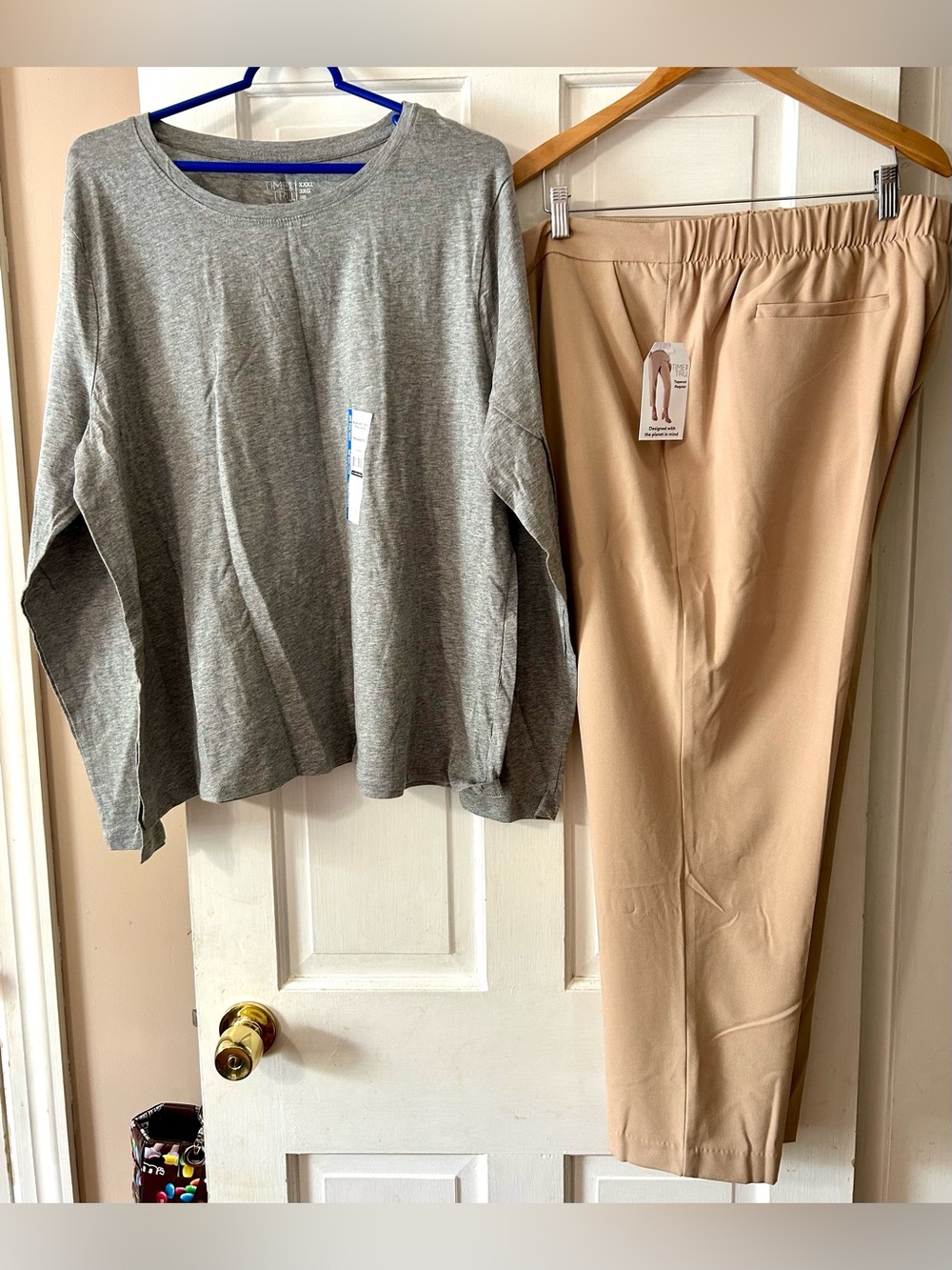 Women’s Time and Tru Casual Pants w/ Top Size 2X (22)